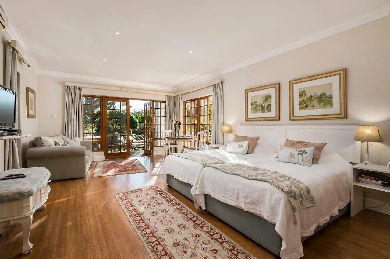 Millbury Guest House Порт-Элизабет